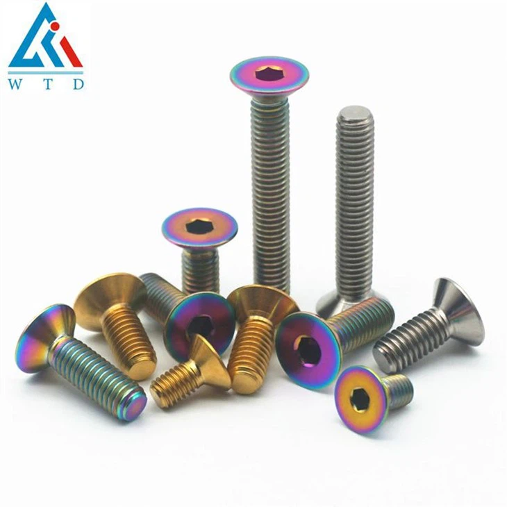 Perns avellanats de titani